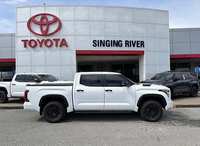 Singing River Toyota - Tuscumbia, AL